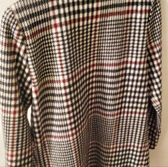 Chic Women's Checkered Blazer - Picture 2 of 2